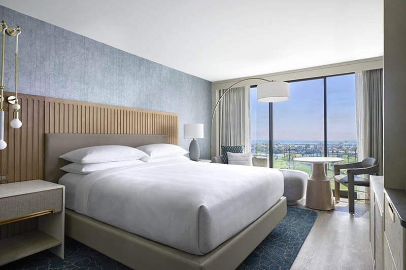 Four Seasons Baltimore Hotel Room with King bed and view